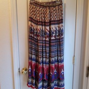 *NWT LAPOGEE PRINT SKIRT-ONE SIZE
